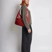 Everyday BB Bag – Leather Bucket Bag with Laptop Fit