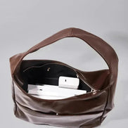Everyday BB Bag – Leather Bucket Bag with Laptop Fit