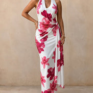 Walking slit detail on floral maxi dress