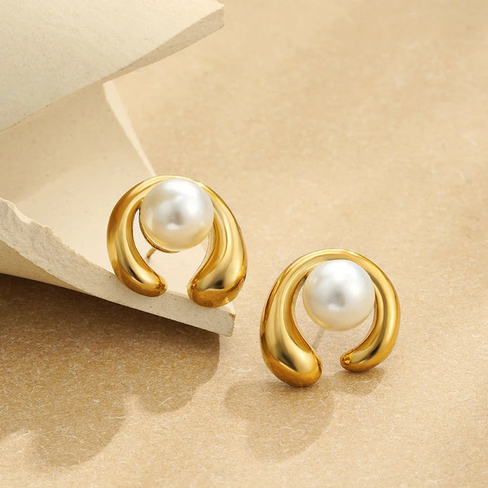 Chunky Pearl Earrings