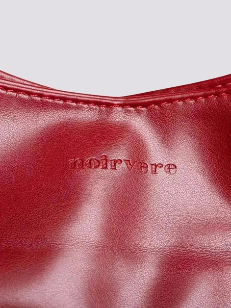 Everyday BB Bag – Leather Bucket Bag with Laptop Fit
