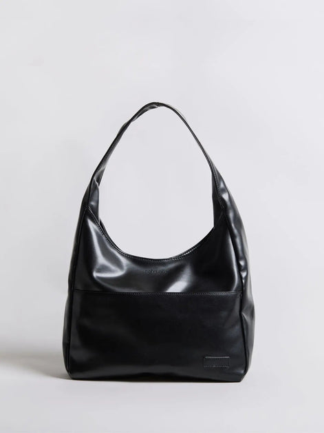 Everyday BB leather bucket bag in black, front view