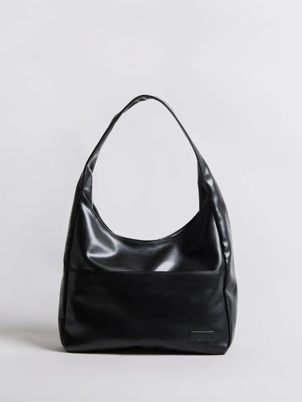 Everyday BB leather bucket bag in black, front view