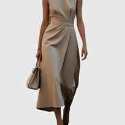 Clarimond Elegant Round Neck Dress