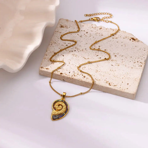 Creative Shell Necklace