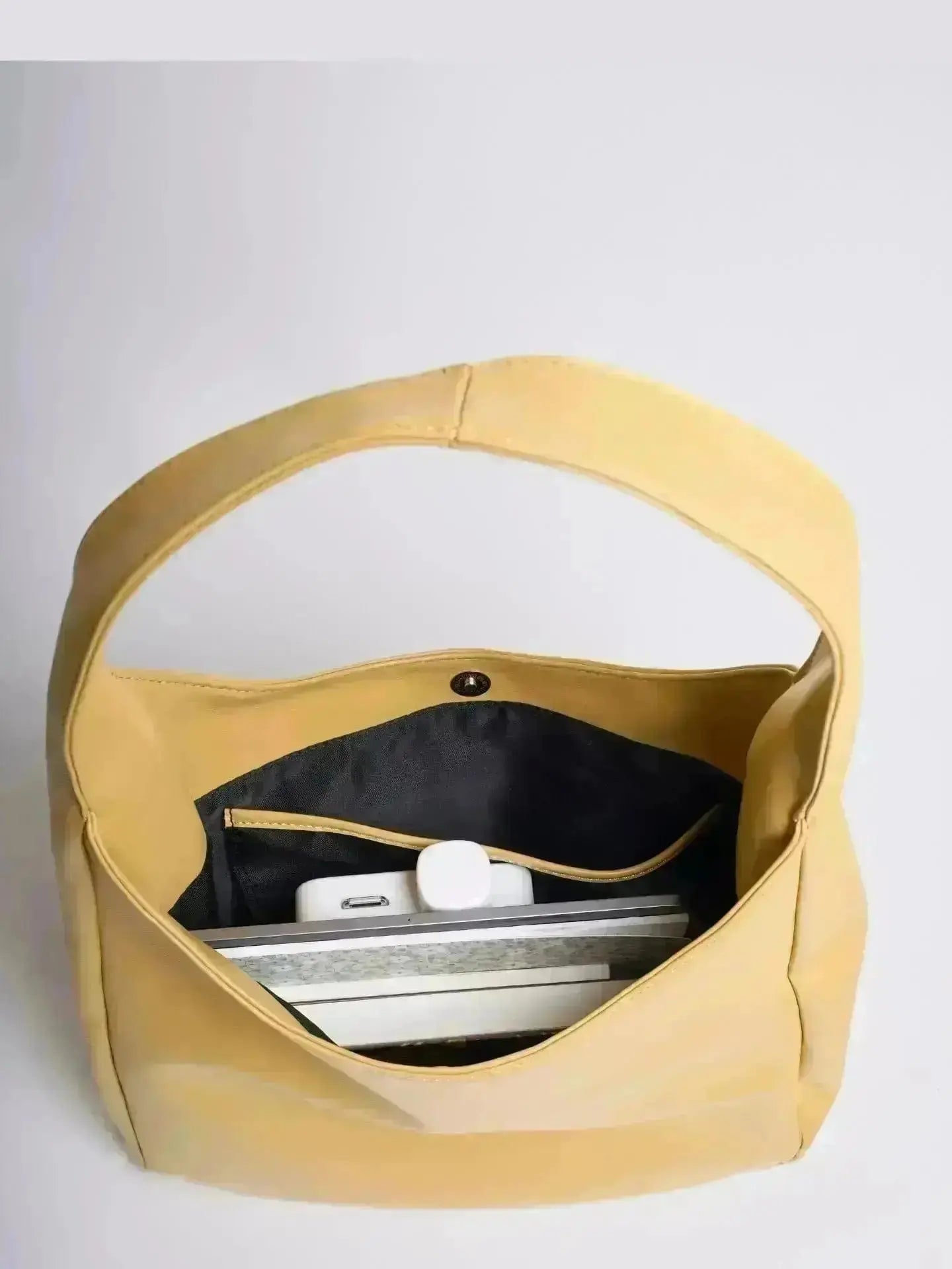 Everyday BB Bag – Leather Bucket Bag with Laptop Fit