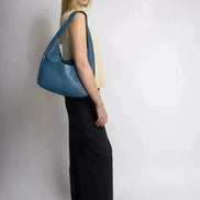 Everyday BB Bag – Leather Bucket Bag with Laptop Fit