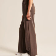 Effortless Tailored Wide-Leg Pants
