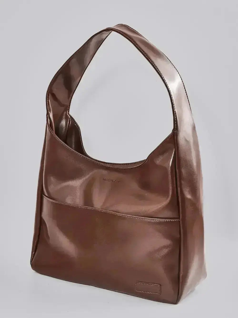 Everyday BB Bag – Leather Bucket Bag with Laptop Fit