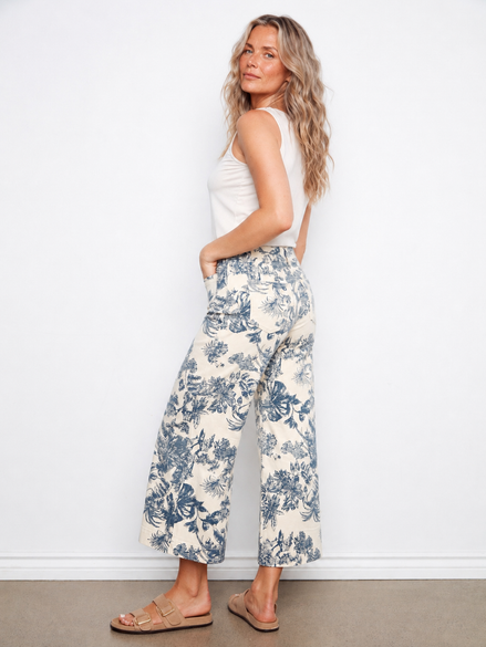 Printed Cropped Patch Pocket Flare Twill Pants - Versailles