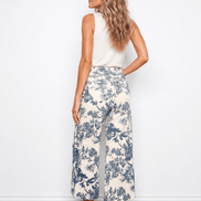 Printed Cropped Patch Pocket Flare Twill Pants - Versailles