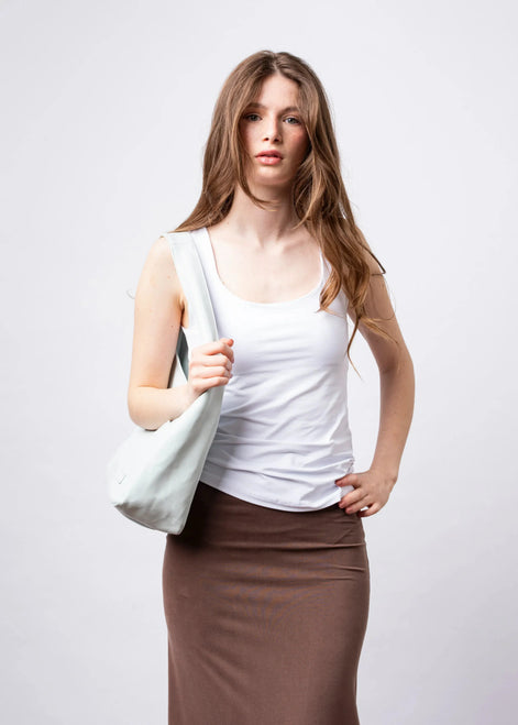 Everyday BB Bag – Leather Bucket Bag with Laptop Fit