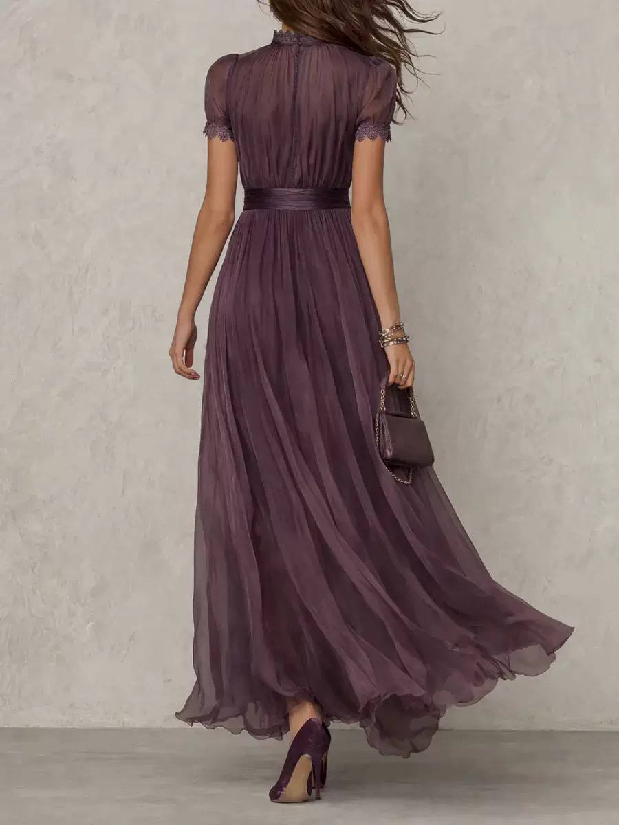 Elegant Lace Detail Flowing Maxi Dress