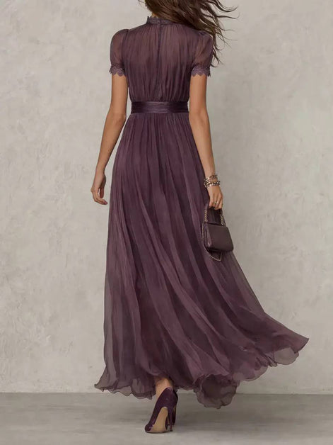 Elegant Lace Detail Flowing Maxi Dress