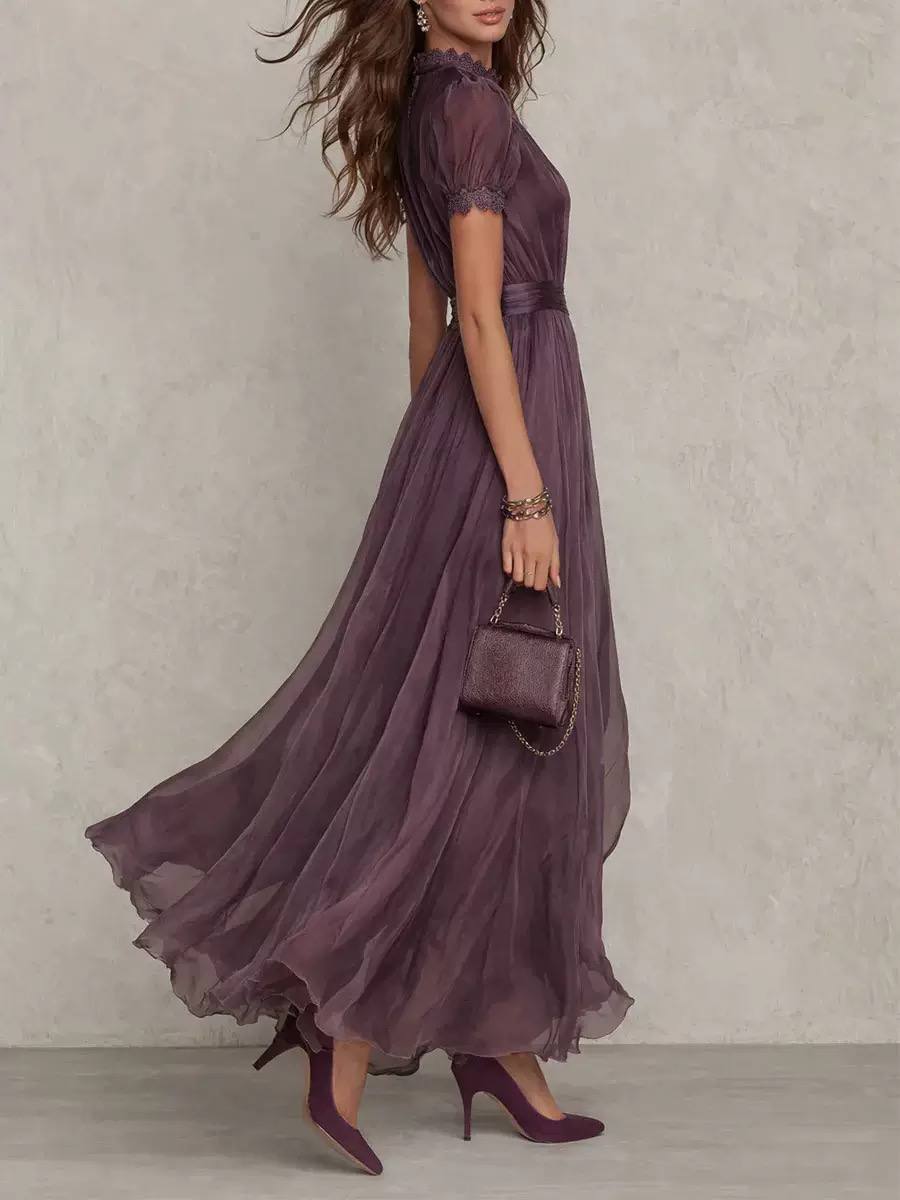 Elegant Lace Detail Flowing Maxi Dress
