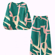 Printed Two-Piece Set – Relaxed Top & Wide-Leg Pants