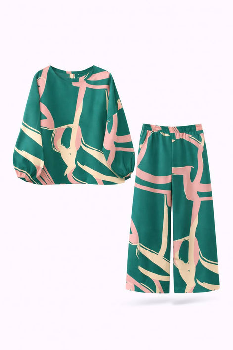 Printed Two-Piece Set – Relaxed Top & Wide-Leg Pants