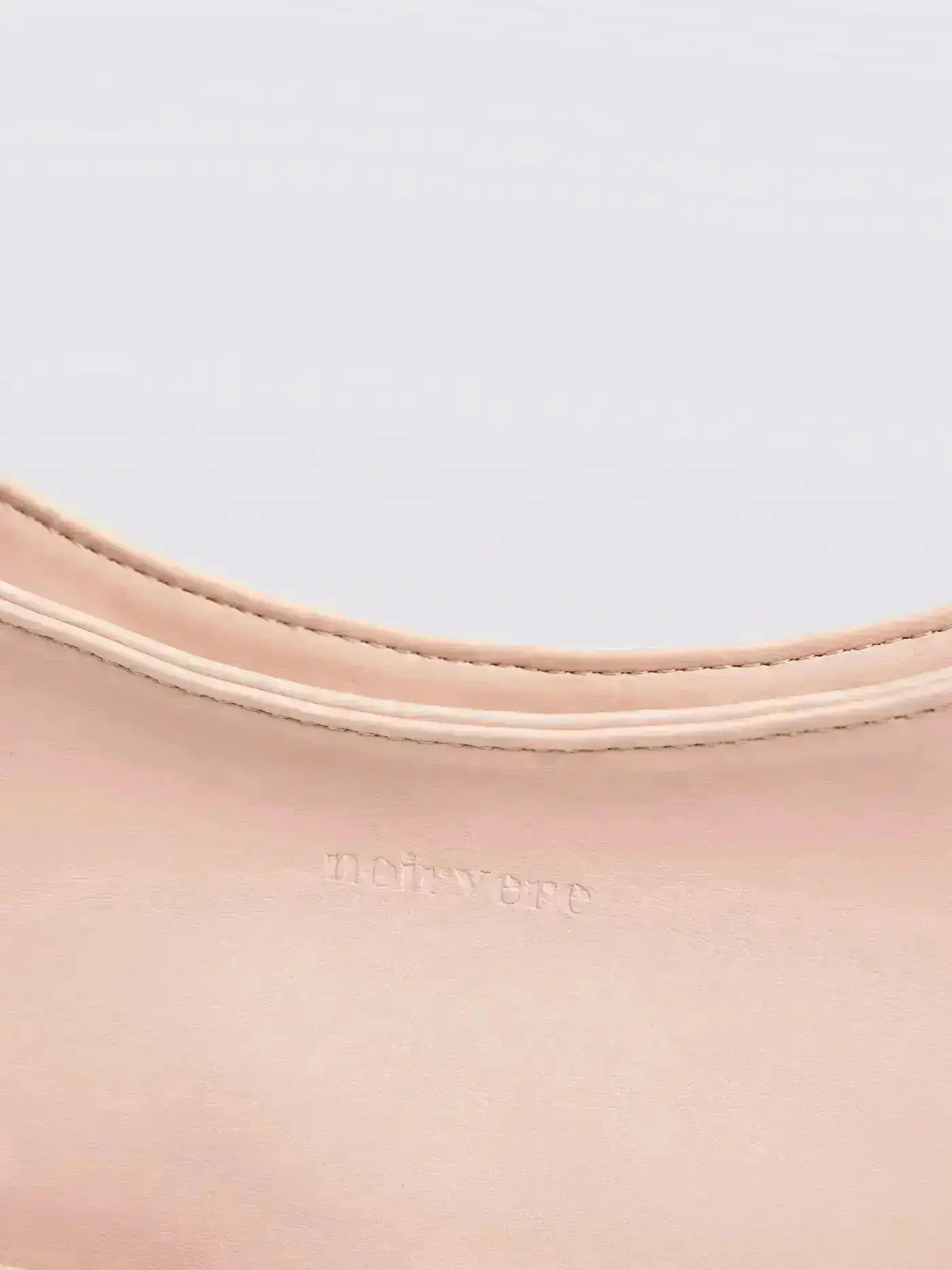 Everyday BB Bag – Leather Bucket Bag with Laptop Fit