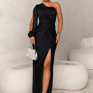 Melissa Elegant Evening Maxi Dress